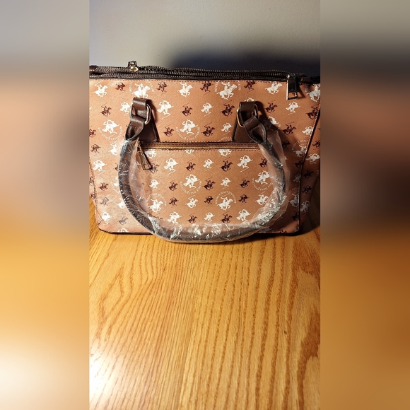 Brown Handbag - Picture 2 of 5